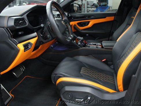 Used 2023 Lamborghini Urus S image 17