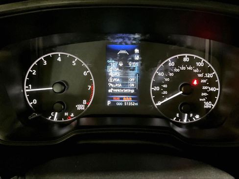 Used 2023 Toyota Corolla LE image 24