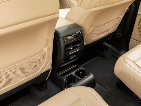 Used 2021 Jeep Grand Cherokee L Limited w/ Trailer Tow Group (B) image 18