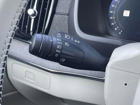 New 2026 Volvo XC90 B6 Ultra image 14