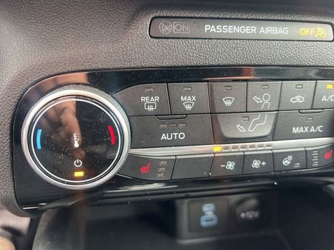 Used 2022 Ford Escape SEL AWD/4WD image 7