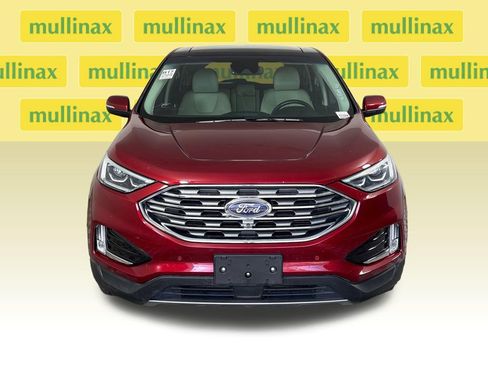 Certified 2019 Ford Edge Titanium w/ Equipment Group 301A FWD image 15