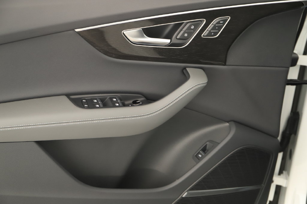 New 2026 Audi Q7 2.0T Premium Plus AWD/4WD image 23