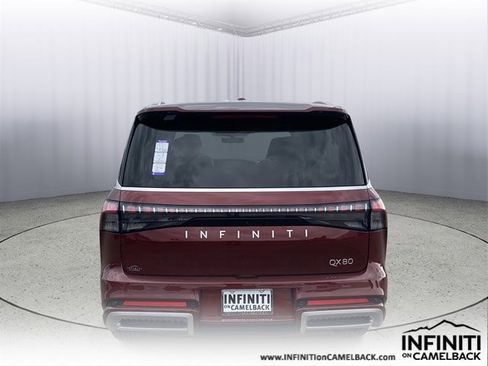 New 2026 INFINITI QX80 Luxe image 4