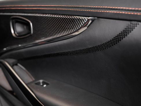 Used 2025 Aston Martin DBX 707 image 53