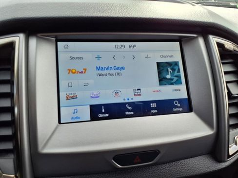 Used 2022 Ford Ranger XLT image 6