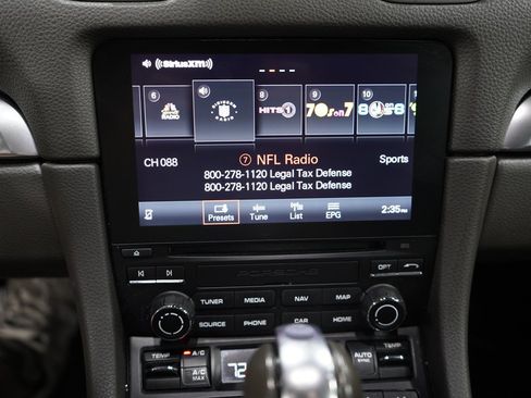 Used 2021 Porsche 718 Cayman RWD image 22