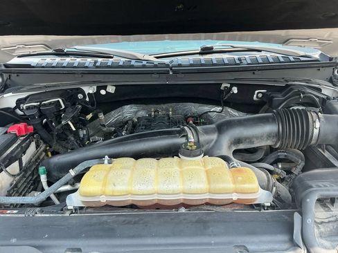 Certified 2018 Ford Expedition Limited w/ Equipment Group 301A AWD/4WD image 25