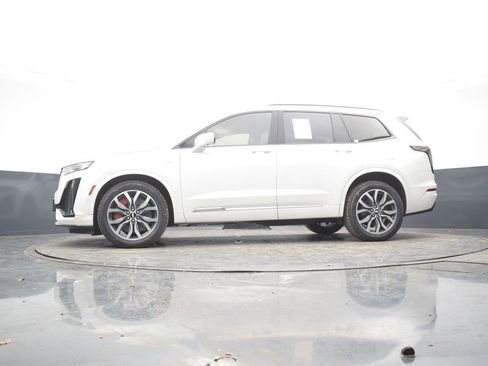 Certified 2023 Cadillac XT6 Sport w/ Technology Package image 53