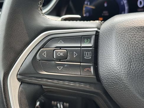 Certified 2023 Jeep Grand Cherokee Altitude AWD/4WD image 12