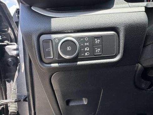 Used 2021 Ford Explorer XLT w/ Equipment Group 202A RWD image 27