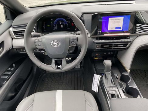 New 2026 Toyota Camry SE FWD image 10