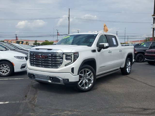 Used 2022 GMC Sierra 1500 Denali w/ Denali Reserve Package AWD/4WD image 30