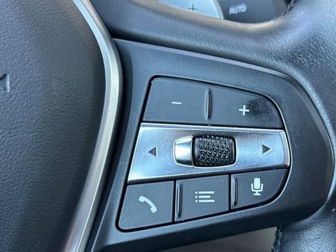 Used 2021 BMW 330i Sedan w/ Driving Assistance Package image 38