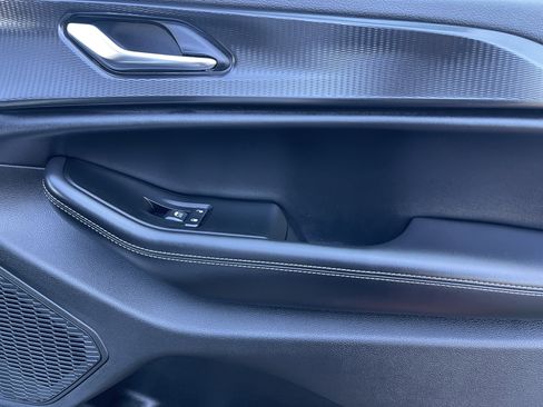 New 2025 Jeep Grand Cherokee L Laredo image 30