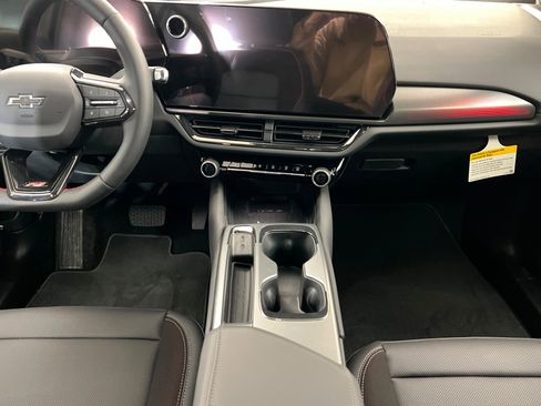 New 2026 Chevrolet Equinox EV RS image 14