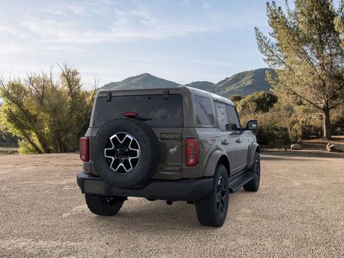 New 2025 Ford Bronco Outer Banks image 8