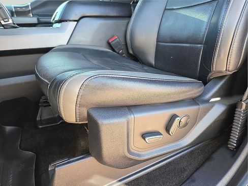 Used 2018 Ford F150 Raptor w/ Equipment Group 802A Luxury image 14