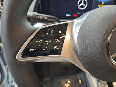 New 2026 Mercedes-Benz GLB 250 image 18