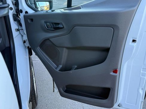 Used 2023 Ford Transit 350 XLT image 17