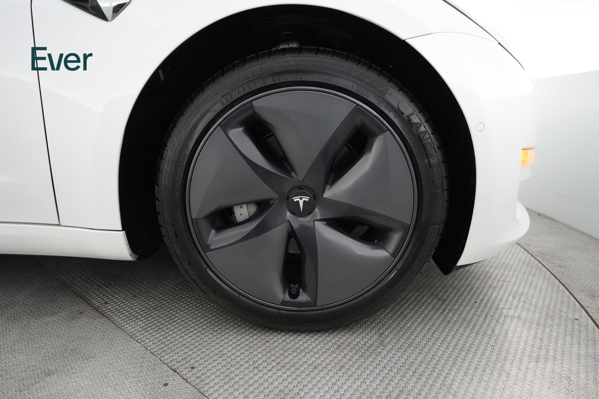 Used 2020 Tesla Model 3 Standard Range RWD image 20