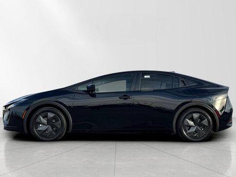 New 2026 Toyota Prius SE image 6