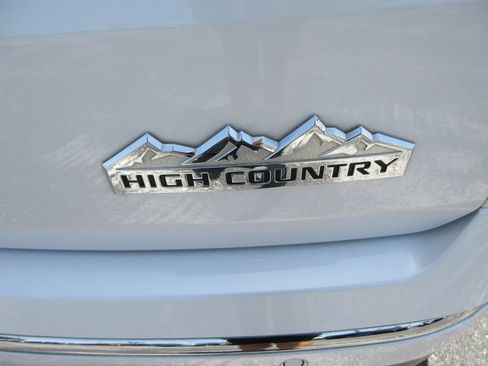 Certified 2018 Chevrolet Traverse High Country AWD/4WD image 10