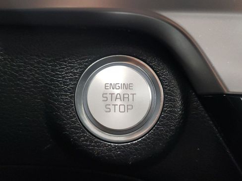 Used 2024 Kia Telluride LX image 28