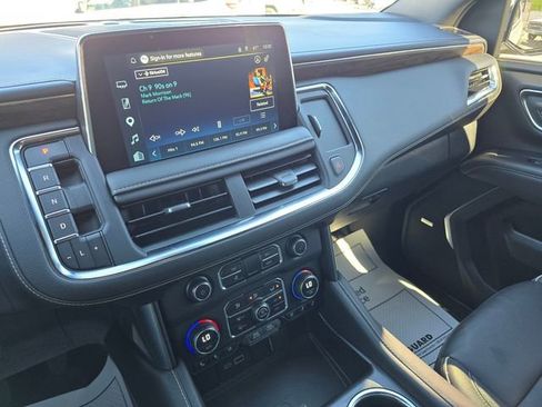 Used 2023 Chevrolet Tahoe Premier w/ Premium Package image 28