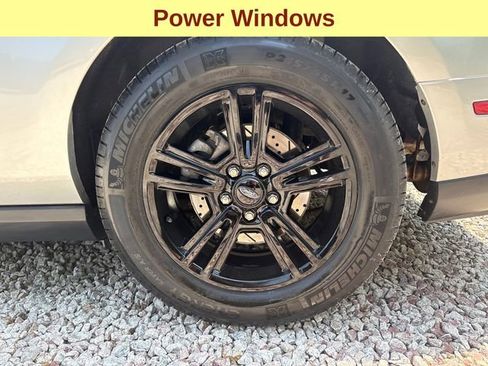 Used 2012 Ford Mustang Premium RWD image 9
