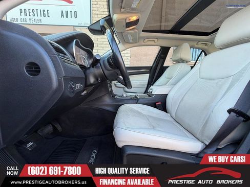 Used 2016 Chrysler 300 C w/ Safetytec Plus Group RWD image 27