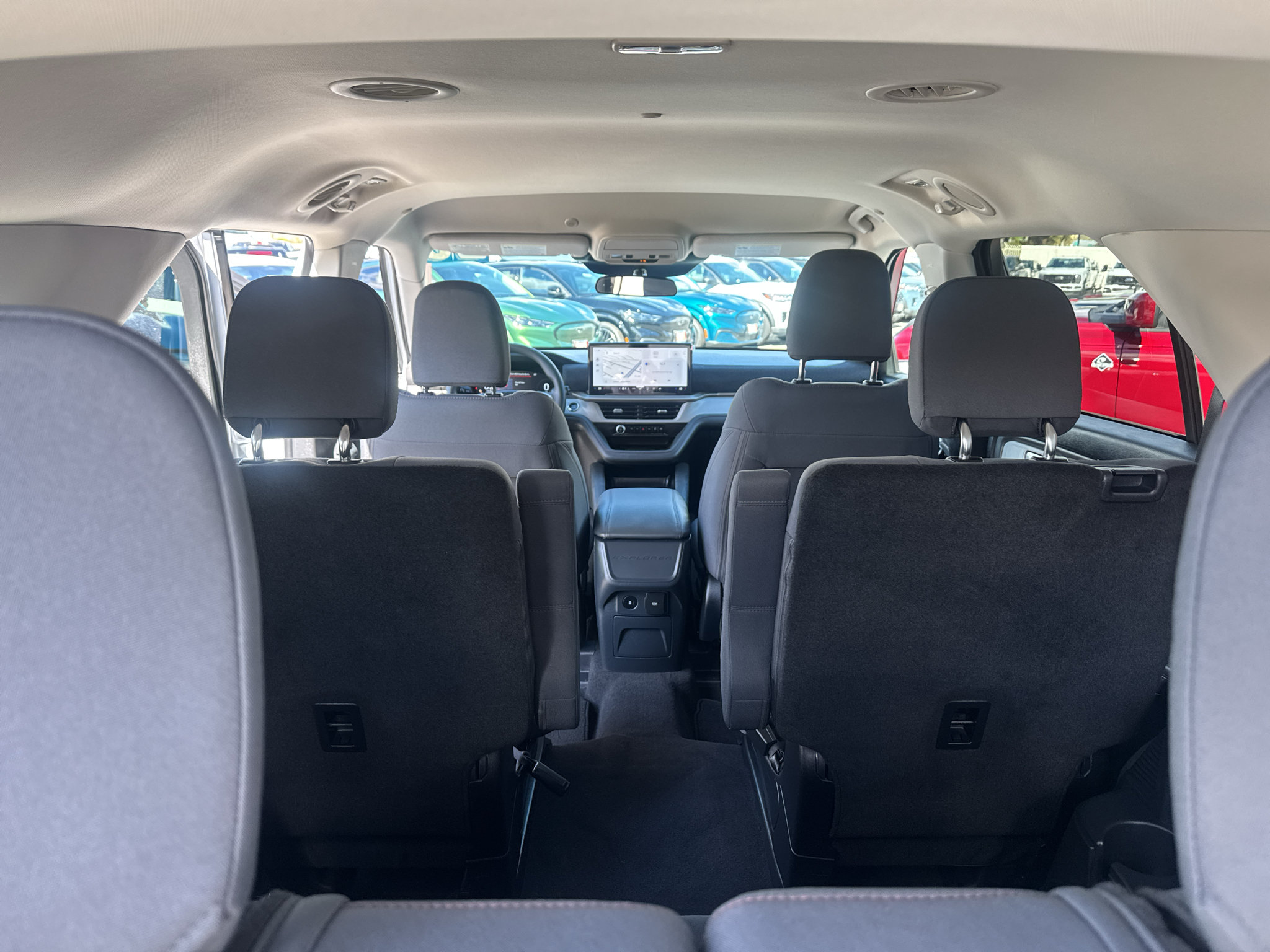 Used 2026 Ford Explorer Active RWD image 16
