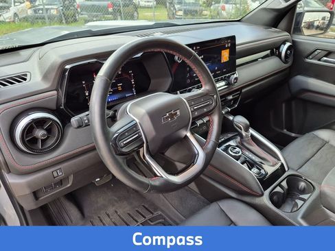 Used 2023 Chevrolet Colorado Z71 w/ Z71 Convenience Package 2 AWD/4WD image 32