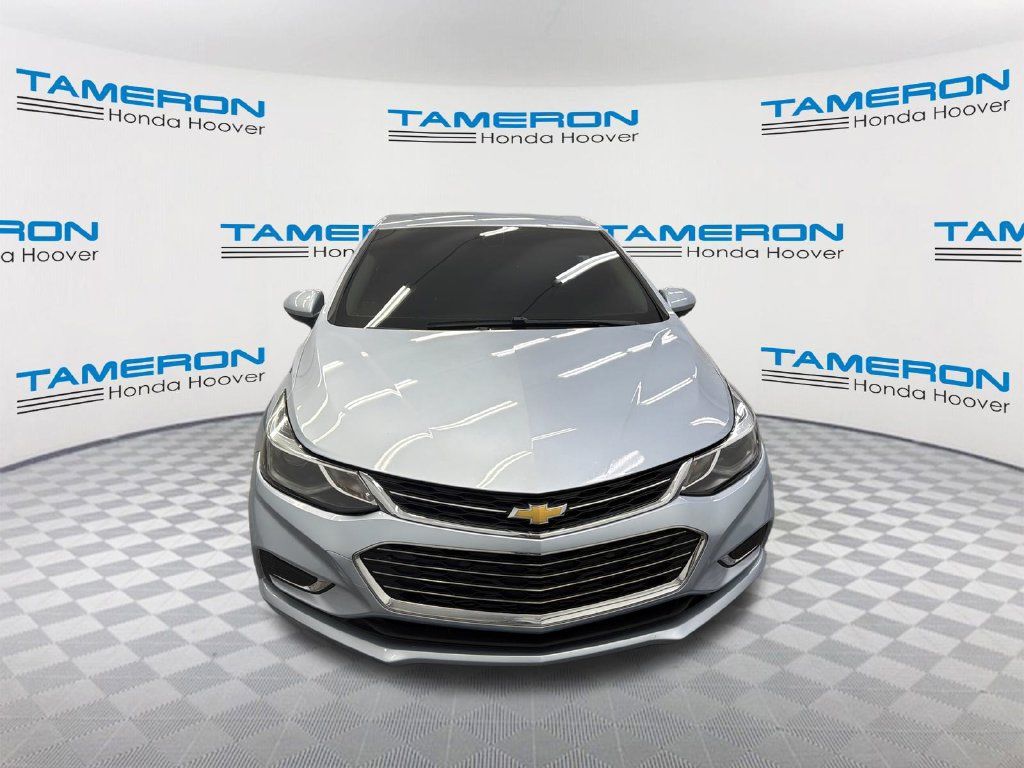 Used 2017 Chevrolet Cruze Premier FWD image 8