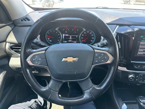 Used 2019 Chevrolet Traverse LT FWD image 11