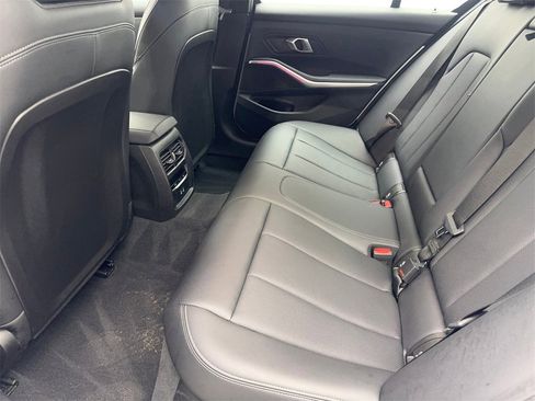 Used 2025 BMW 330i Sedan image 33