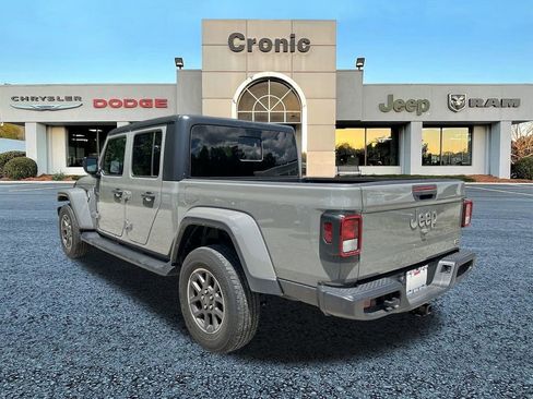 Used 2021 Jeep Gladiator Overland w/ Popular Equipment Package image 5