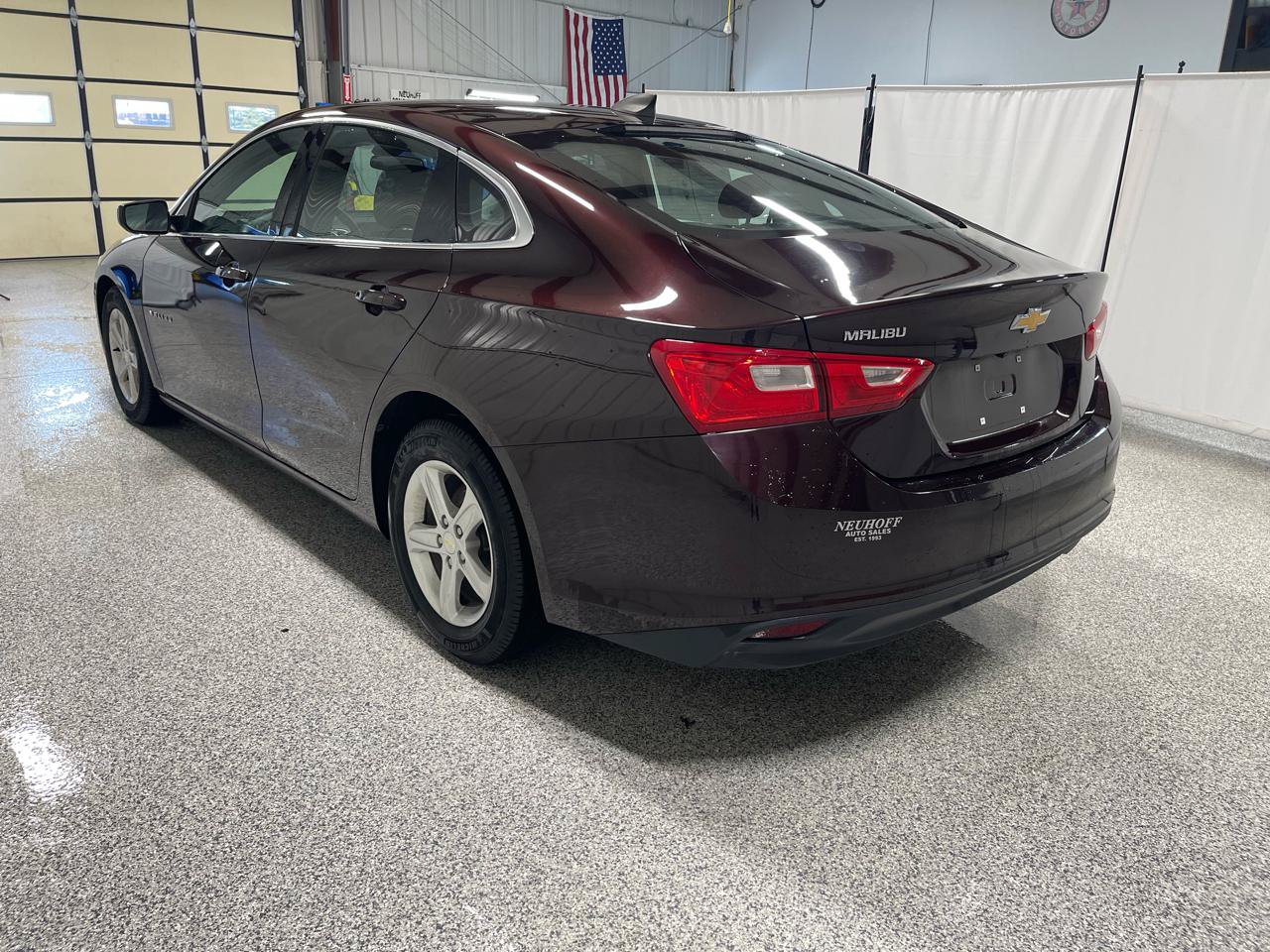 Used 2020 Chevrolet Malibu LS FWD image 5