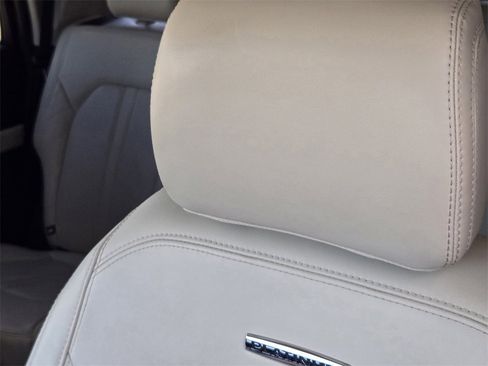 Used 2021 Ford Expedition Max Platinum image 14