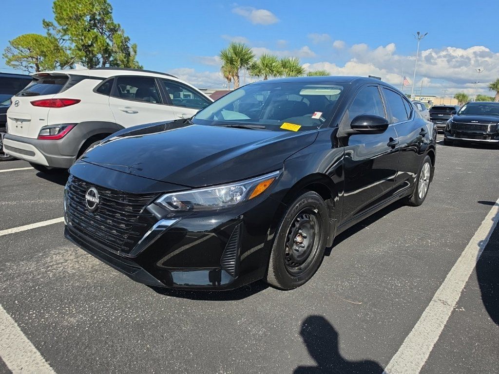 Used 2024 Nissan Sentra S FWD image 7