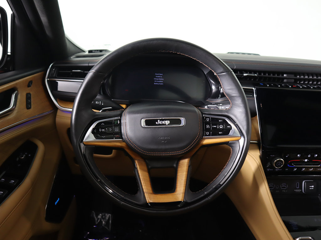 Used 2024 Jeep Grand Cherokee Summit AWD/4WD image 48