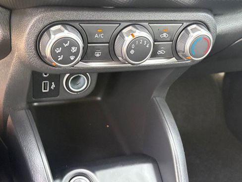 Certified 2025 Nissan Kicks Play S FWD image 26
