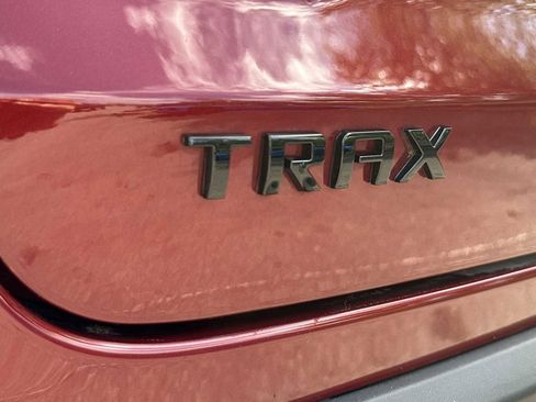 Certified 2025 Chevrolet Trax RS w/ Driver Confidence Package FWD image 12