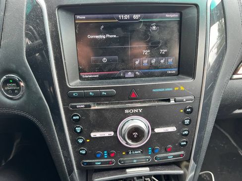 Used 2016 Ford Explorer Platinum AWD/4WD image 11