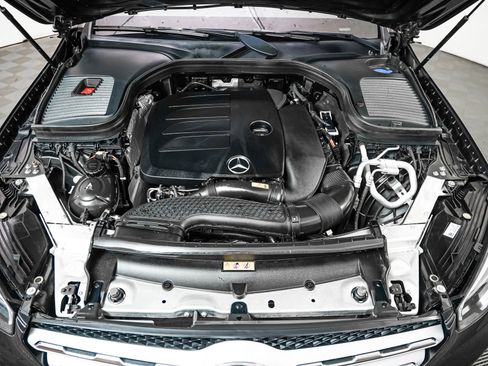 Certified 2022 Mercedes-Benz GLC 300 image 4