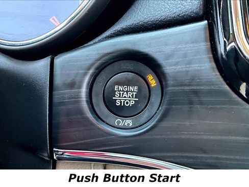 Used 2020 Jeep Grand Cherokee Limited w/ Luxury Group II AWD/4WD image 38