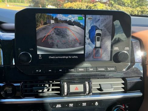 New 2025 Nissan Pathfinder Platinum w/ Cargo Package image 21