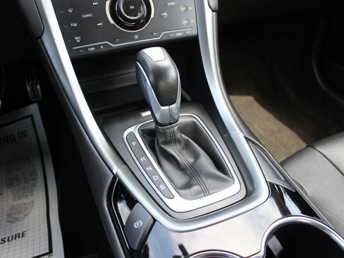 Used 2014 Ford Fusion Titanium FWD image 26