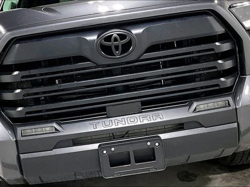 Used 2024 Toyota Tundra SR5 w/ SR5 Premium Package AWD/4WD image 37
