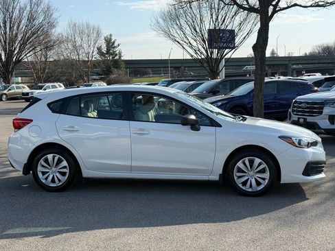 Used 2023 Subaru Impreza 2.0i image 5